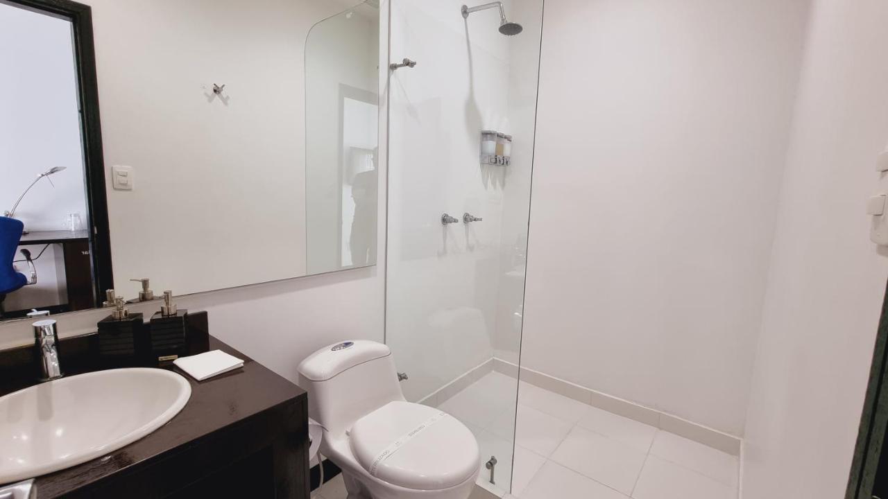 Habitat Suites Hotel 佩雷拉 外观 照片