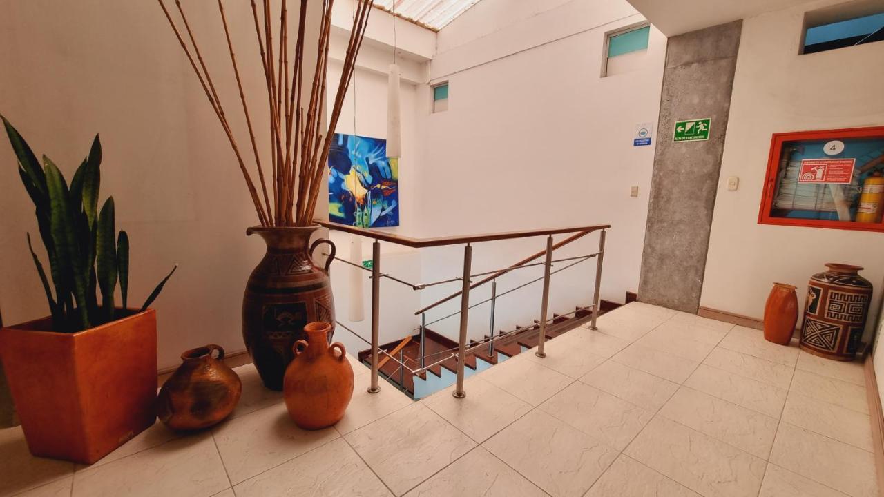 Habitat Suites Hotel 佩雷拉 外观 照片