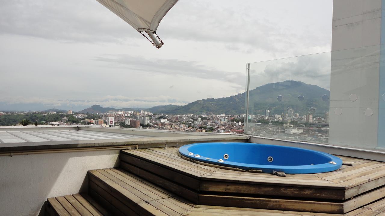 Habitat Suites Hotel 佩雷拉 外观 照片